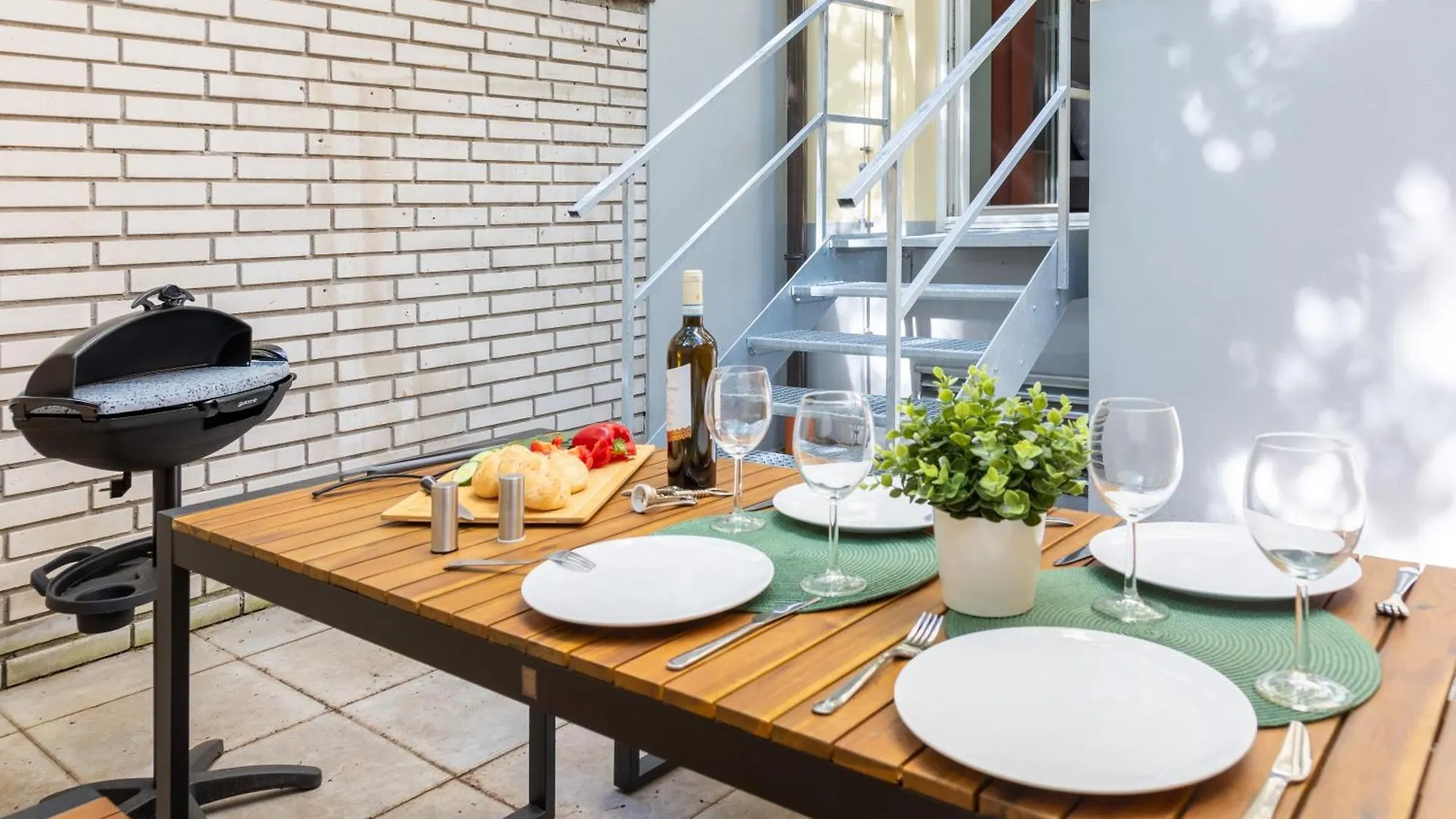 Appartement 3Bdr Apt With Terrace And Electric Grill In Vinohrady By Prague Days